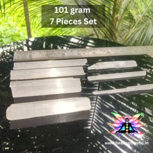 Selenite Crystal Raw 100 grams (Pack Of 3 Piece/5 Piece/6 Piece/7 Piece/9 Piece) Small Size - 100 g (Pack of 7 small piece)